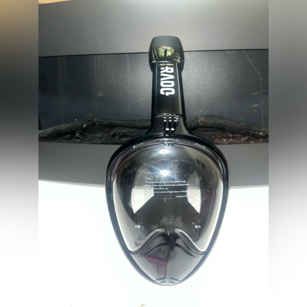 Free Breath Revolutionary Anti Fog Snorkeling Dive Mask 180 Vision Size S/M BLK